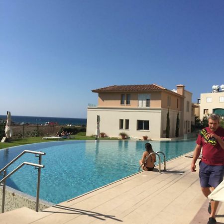 Lingna Luxury Apartment Lighthouse Paphos Exterior foto